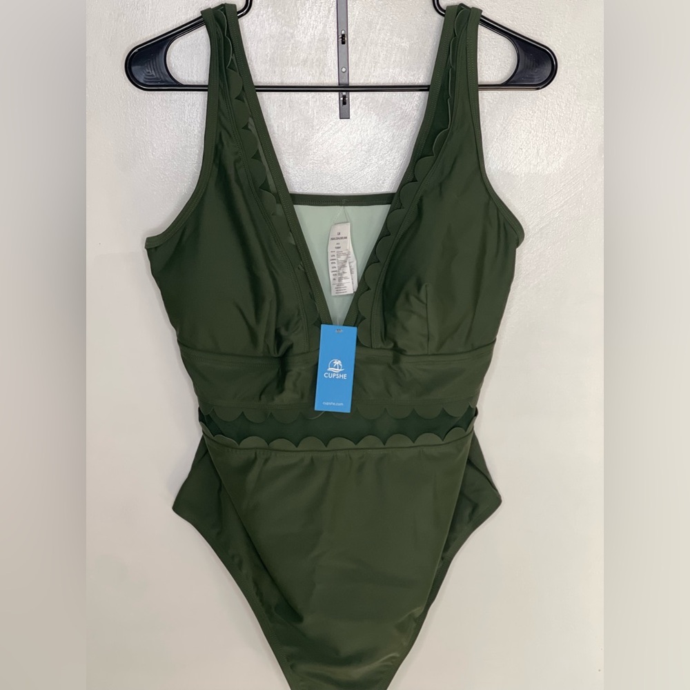 Cupshe Women's One Piece Swimsuit - Olive Green